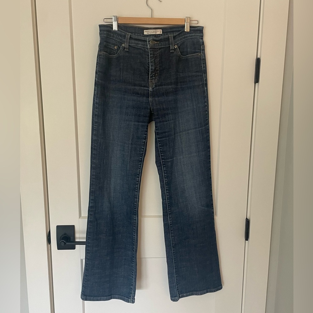 Levi’s Perfectly Slimming Bootcut 512 Jeans